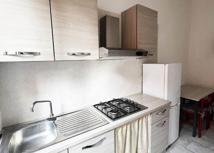 Palazzo Elios Apart Otel Parma